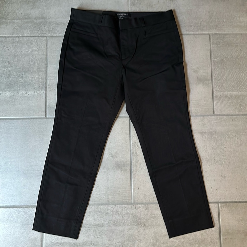 New Black Banana Republic, 4P Sloan Crop pants.
